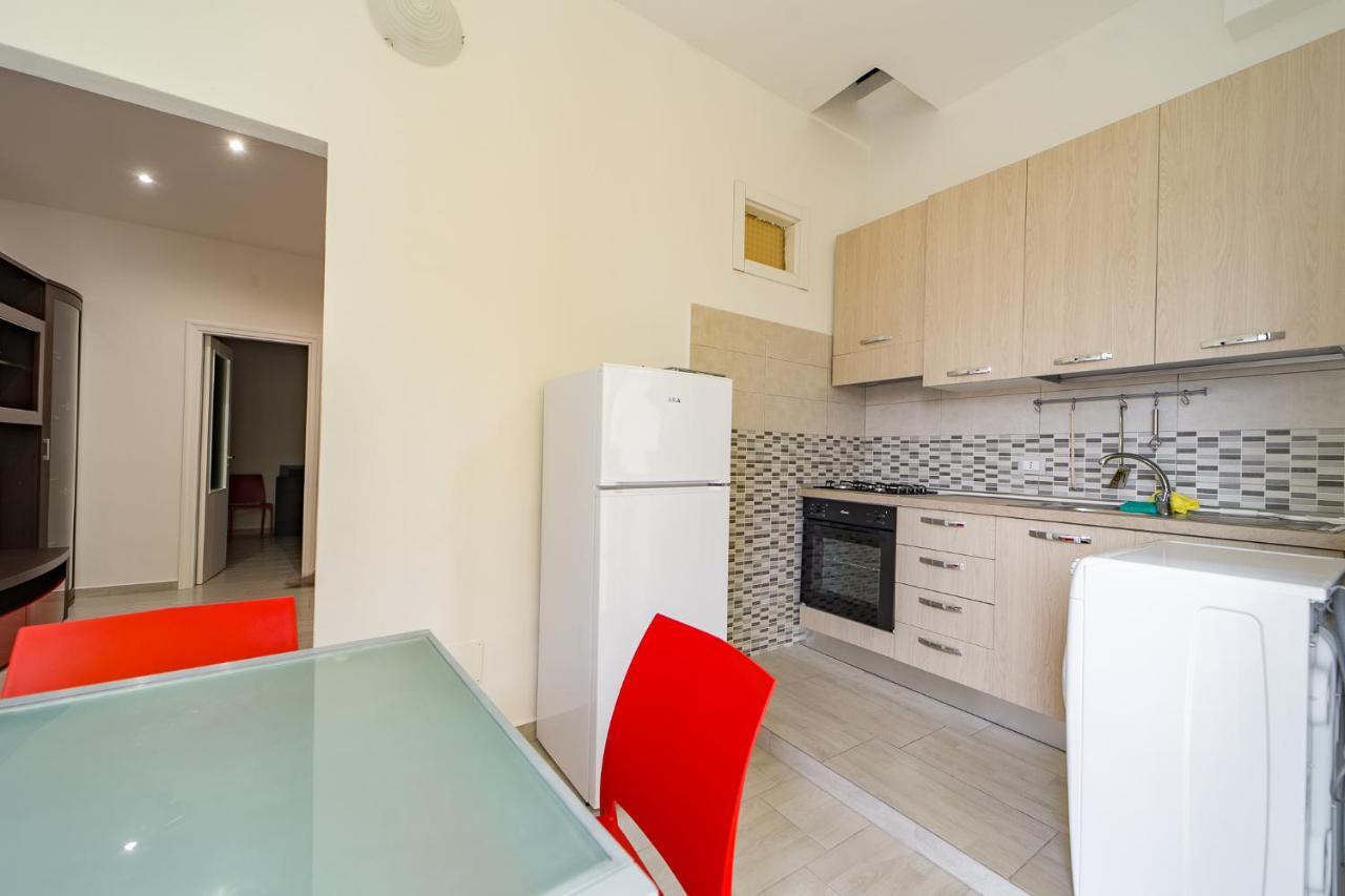 Апартаменти Naranji House Red Relax Альтавілла-Мілічія Екстер'єр фото